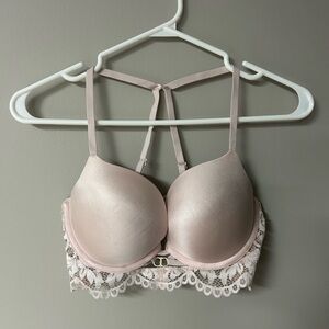 La Senza Beyond Sexy Classic Plunge Bra‎